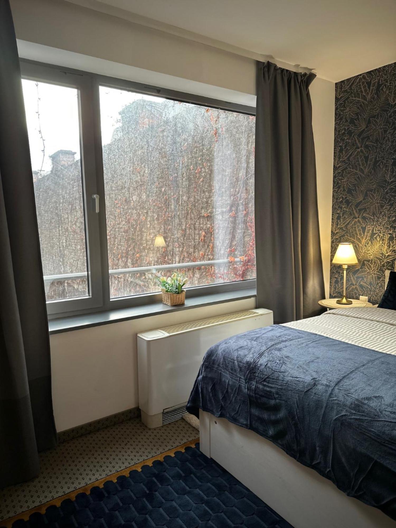 Wellness By The Opera Apartament